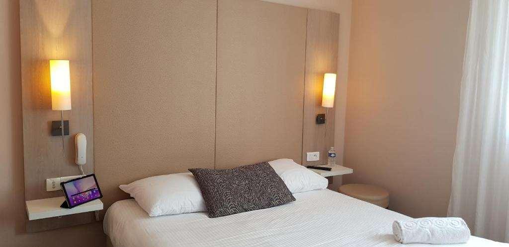 L'Hotel Bristol Caen Zimmer foto